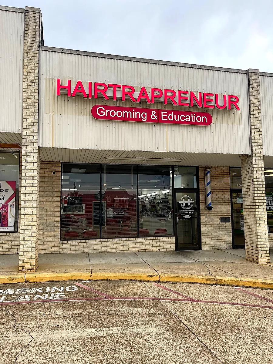 Hairtrapreneur storefront on Old Canton Road, Jackson